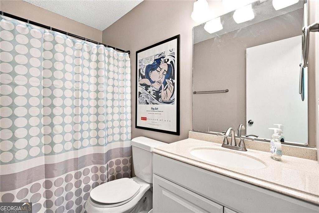 2604 Fairway Oaks