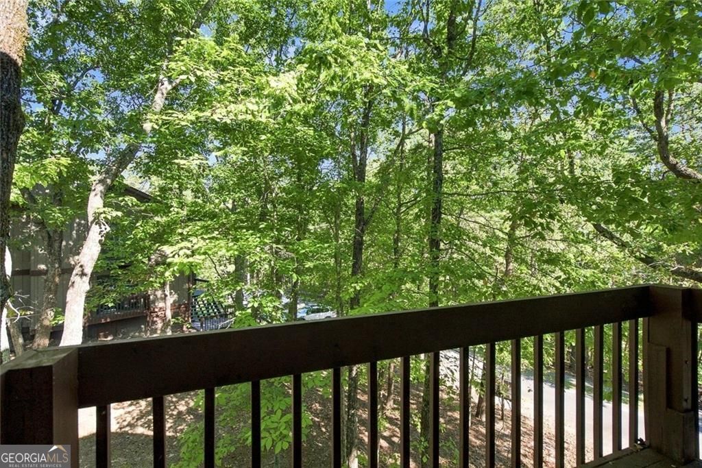 2604 Fairway Oaks