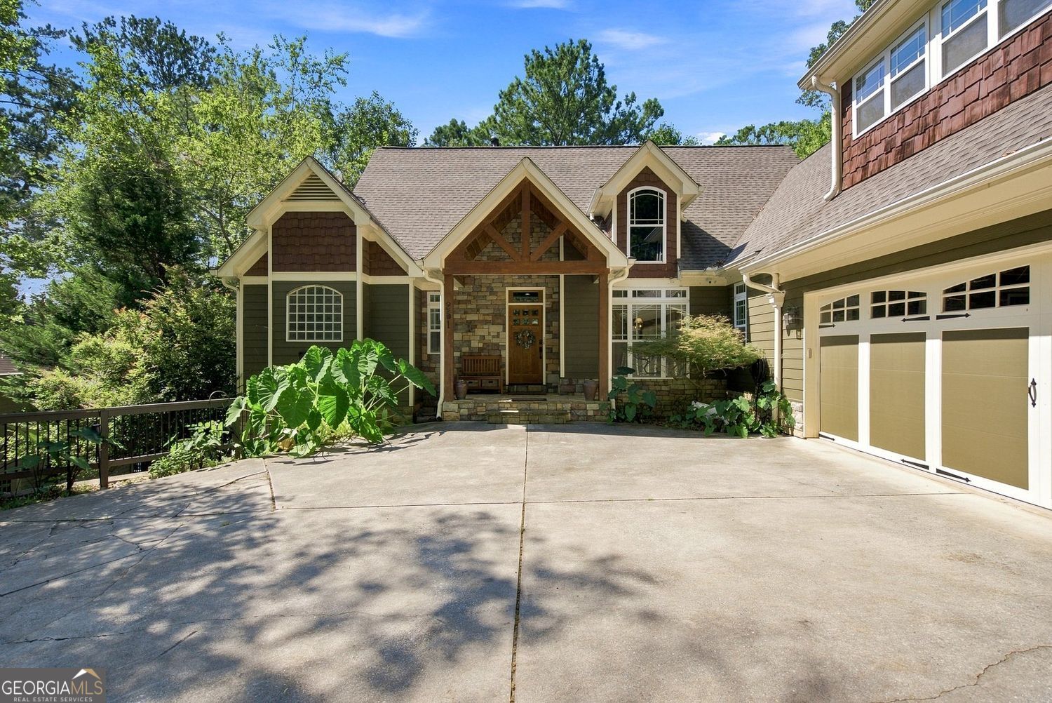 251 White Antelope Street