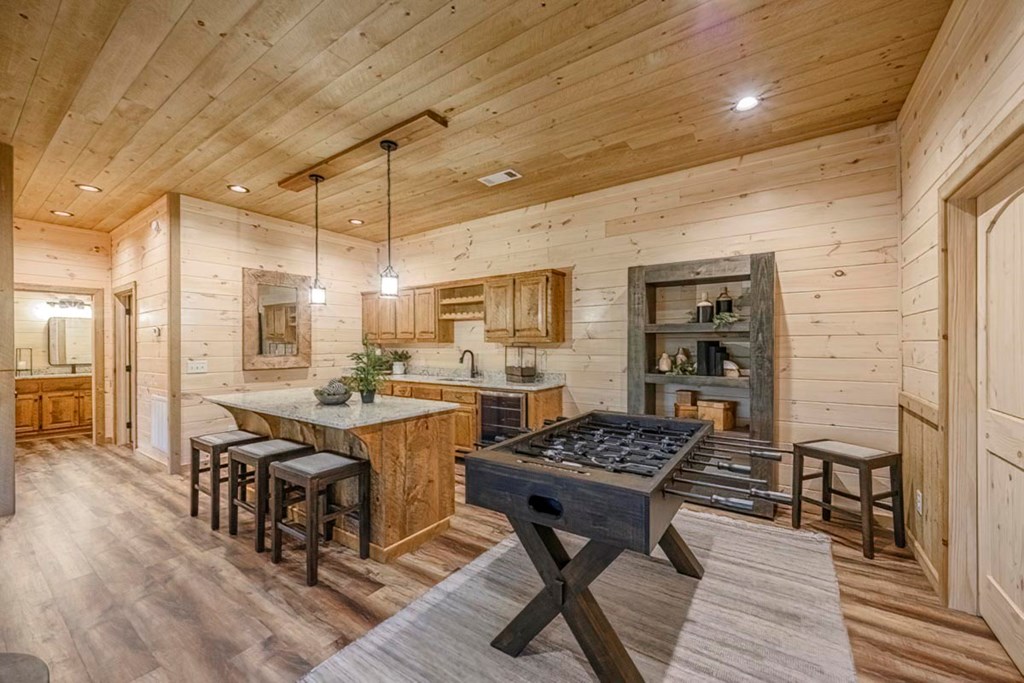 61 River Retreat Road