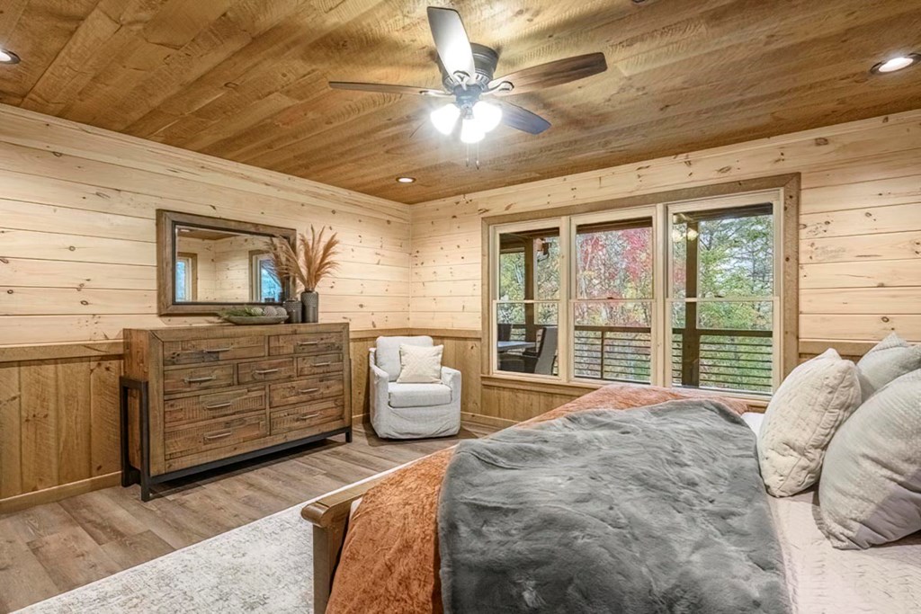 61 River Retreat Road