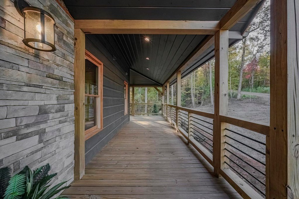 61 River Retreat Road