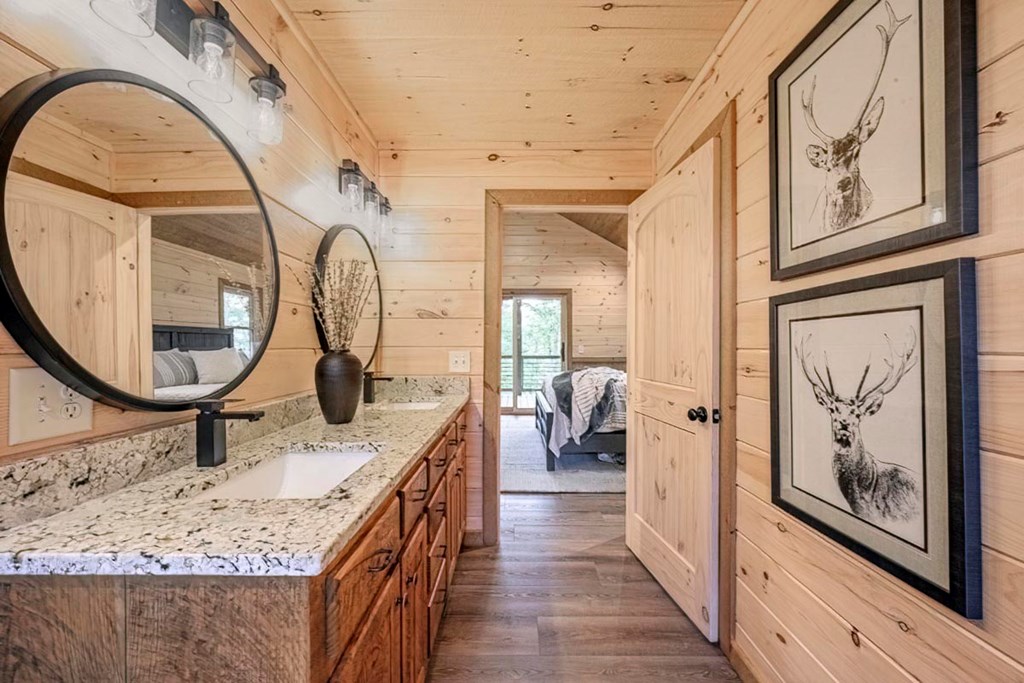 61 River Retreat Road