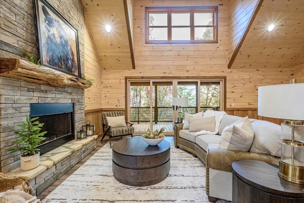 61 River Retreat Road