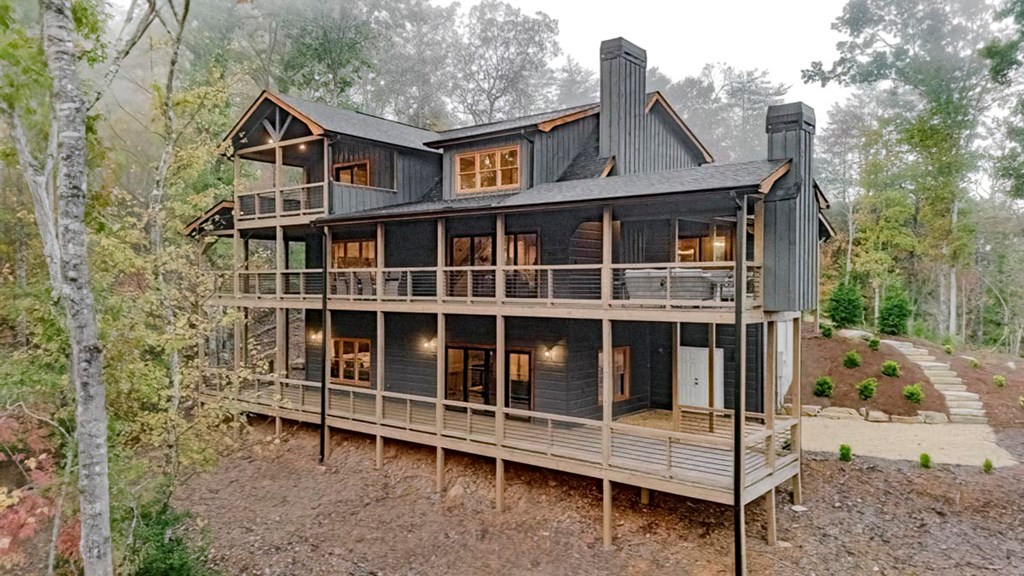 61 River Retreat Road