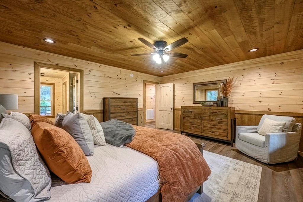 61 River Retreat Road