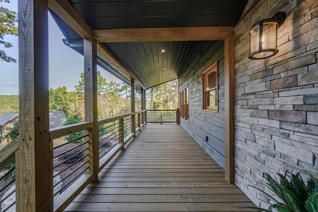 61 River Retreat Road