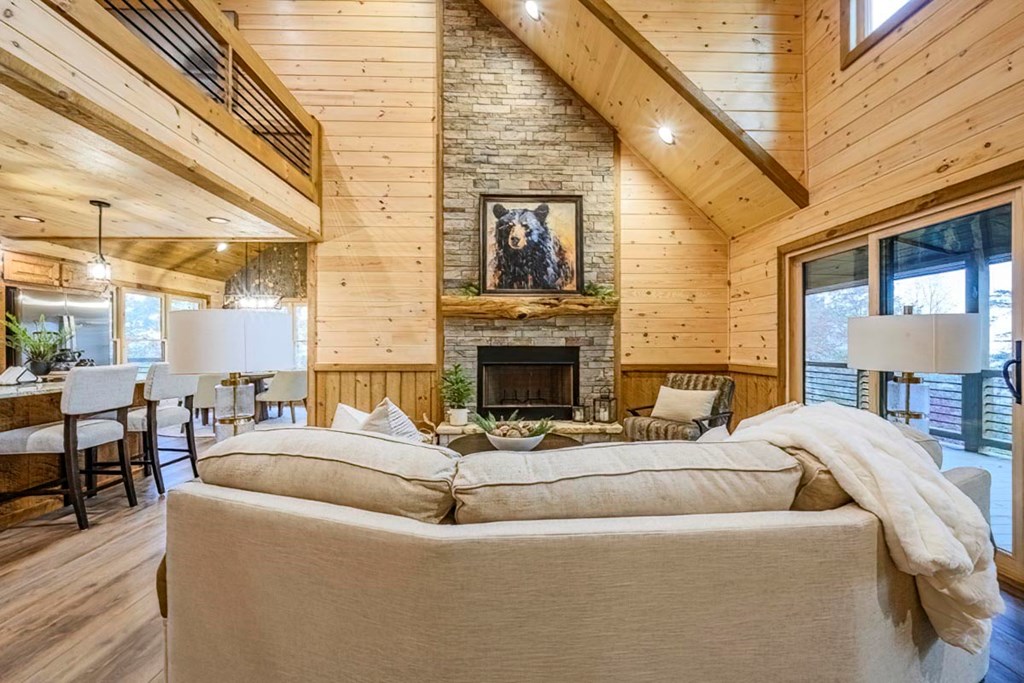 61 River Retreat Road