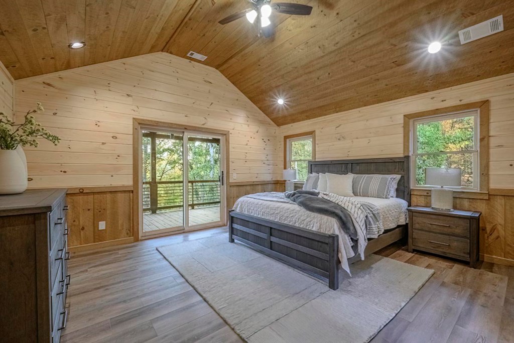 61 River Retreat Road