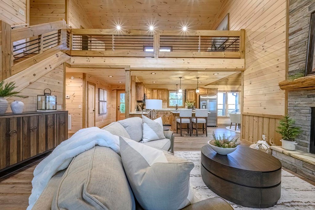 61 River Retreat Road