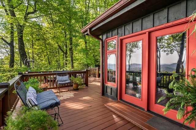 772 Double Knob Road