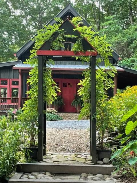 772 Double Knob Road