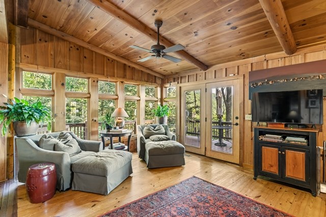 772 Double Knob Road