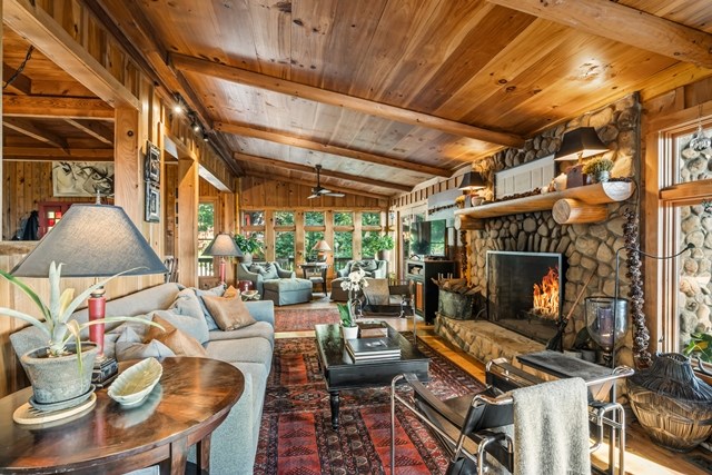 772 Double Knob Road
