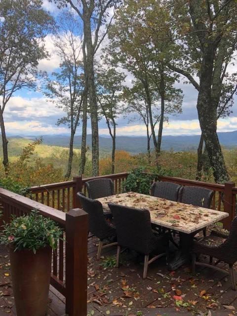 772 Double Knob Road