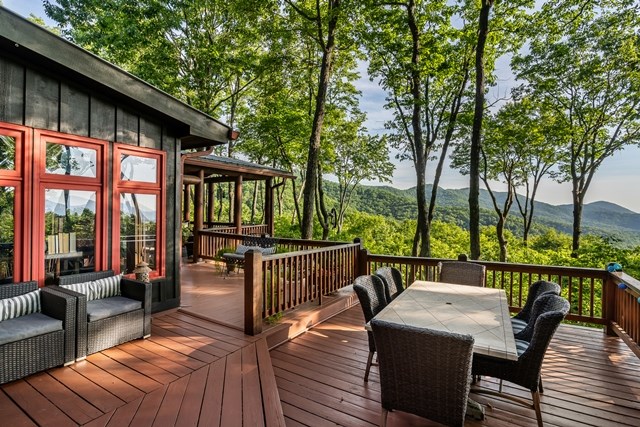 772 Double Knob Road