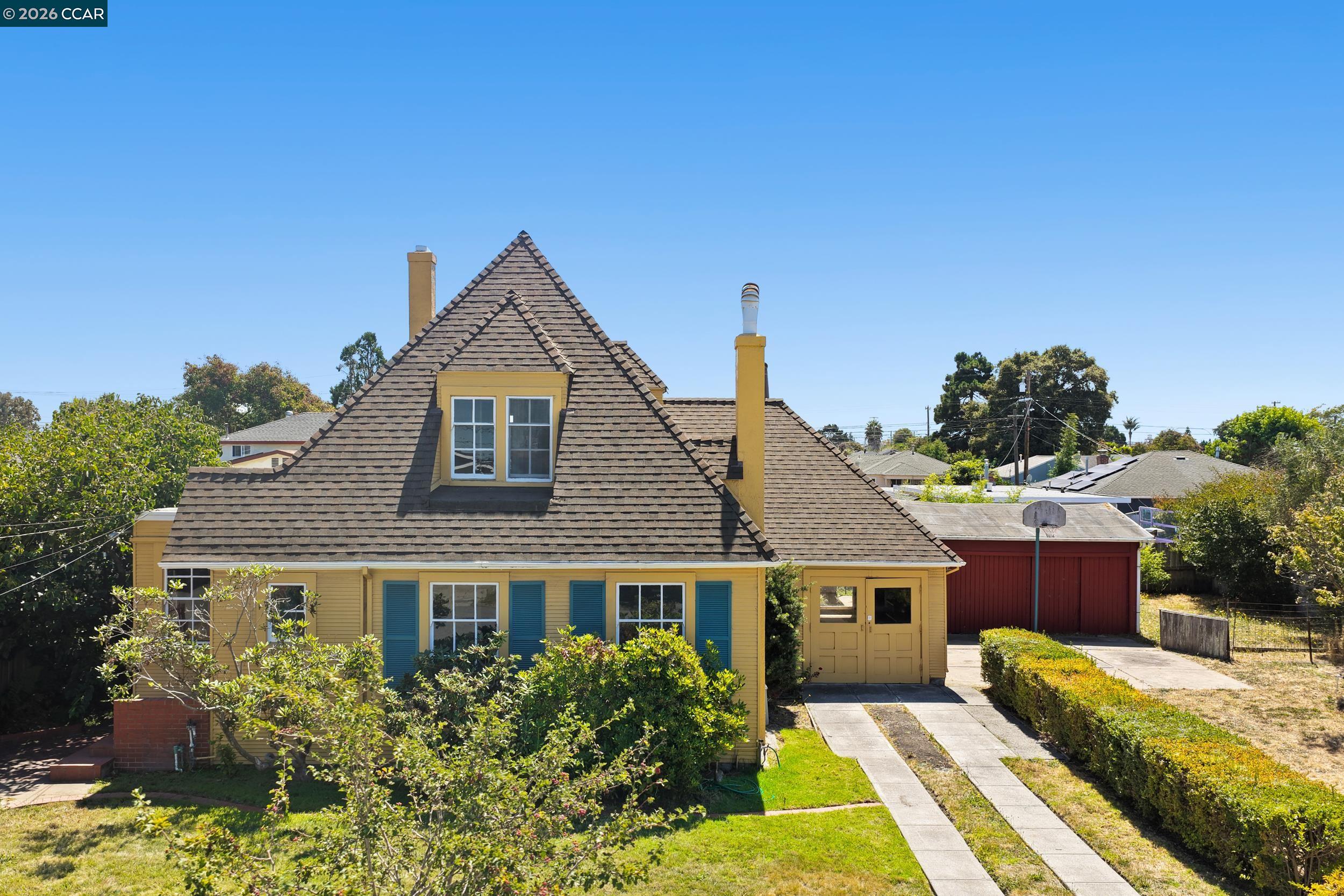 2500 Lowell Avenue