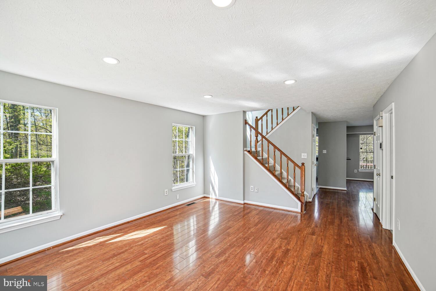 4100 Swiss Stone Dr