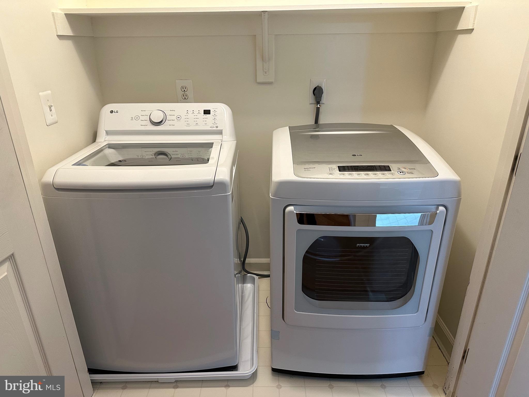 8027 Kidwell Hill Court