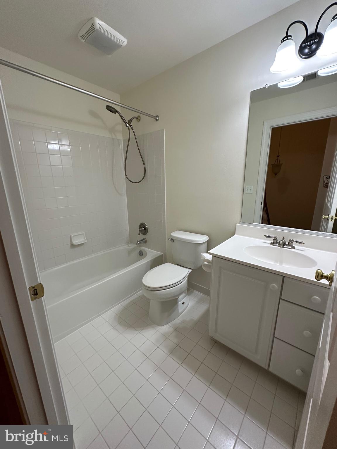 8027 Kidwell Hill Court