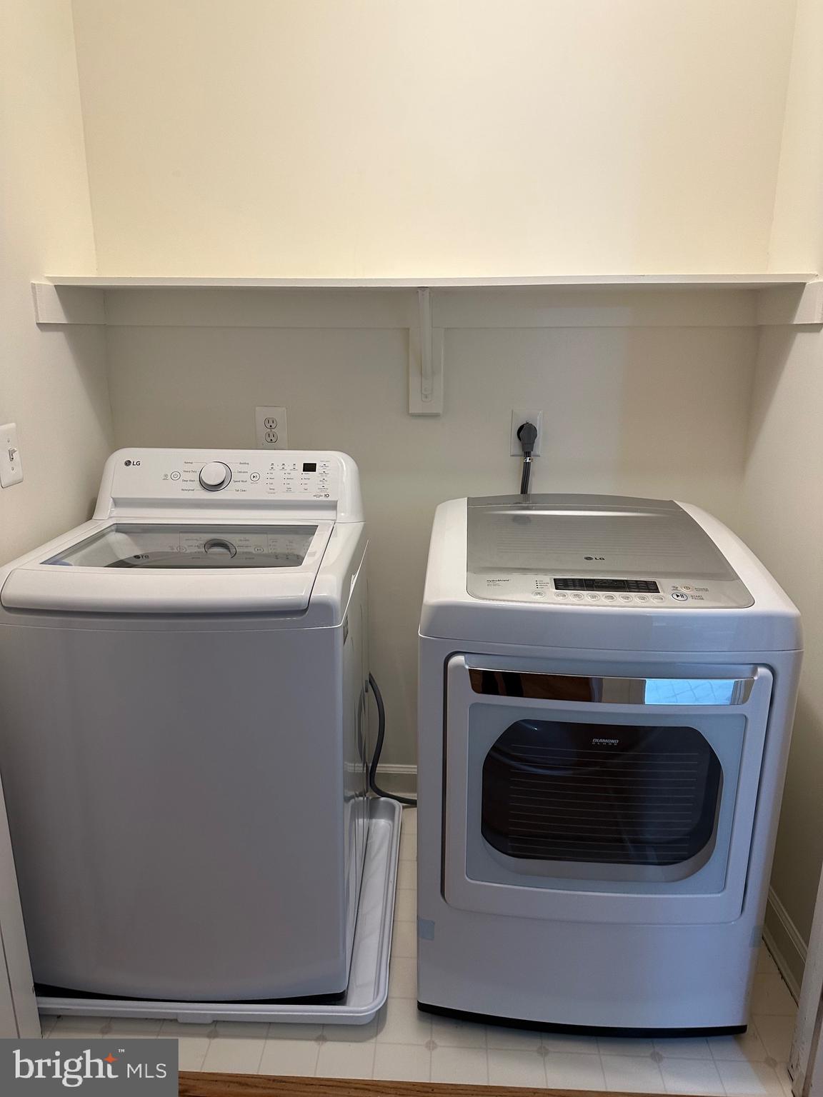 8027 Kidwell Hill Court