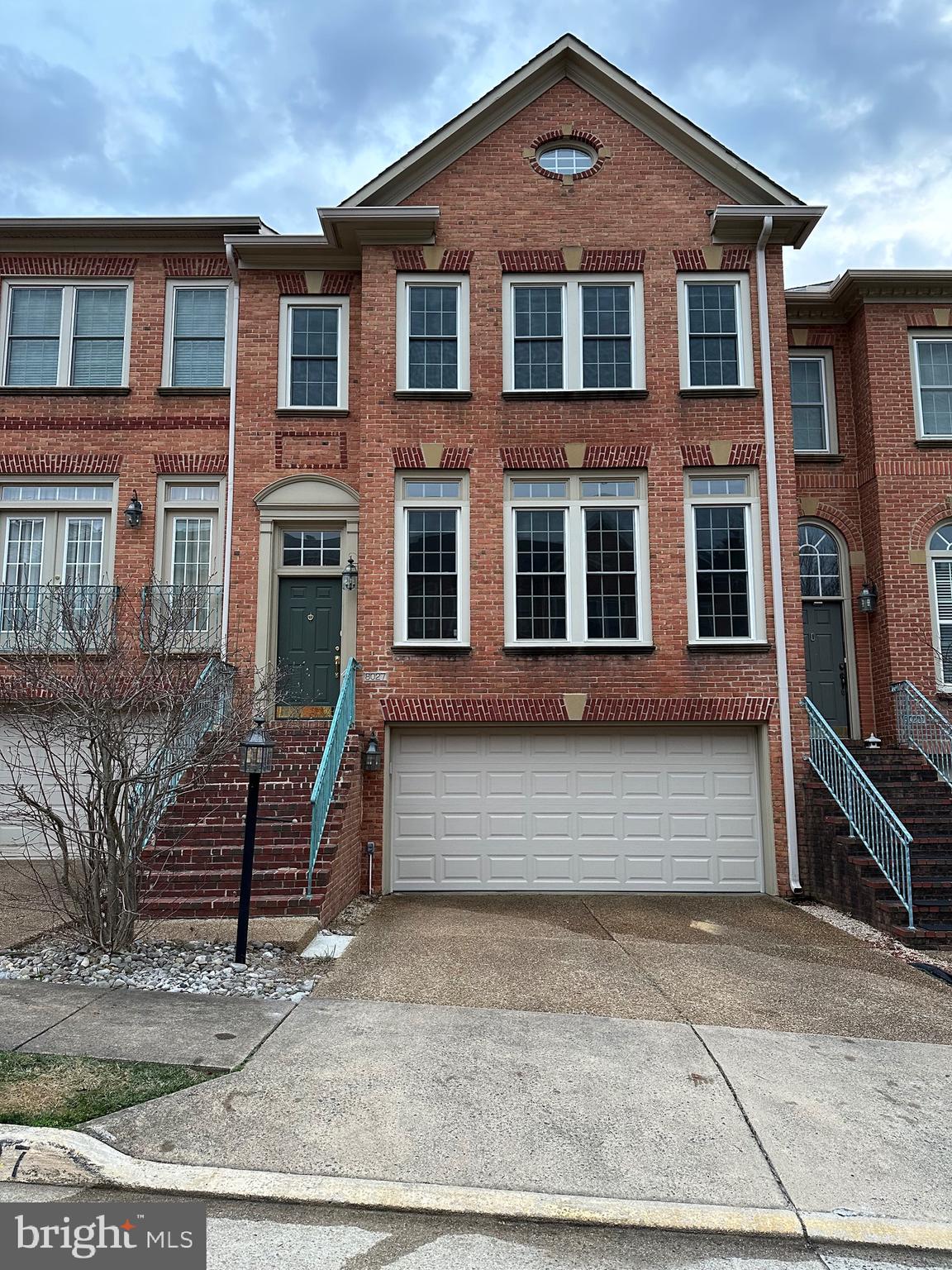 8027 Kidwell Hill Court