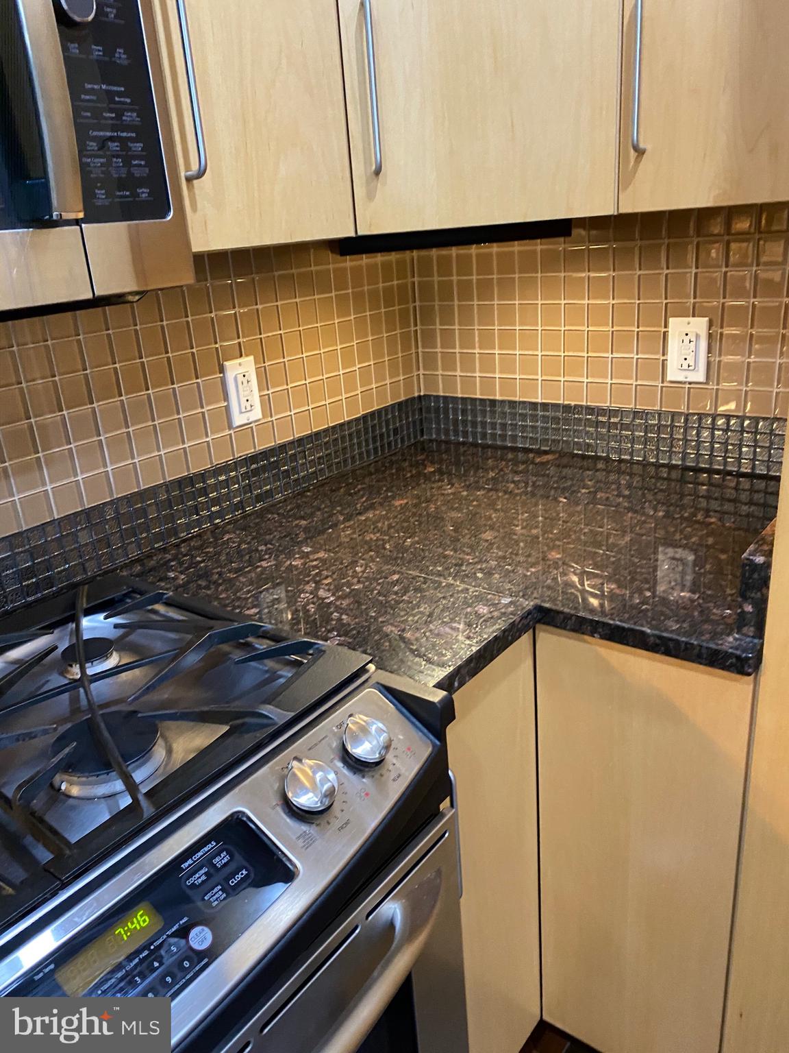 8220 CRESTWOOD HEIGHTS DR #1017