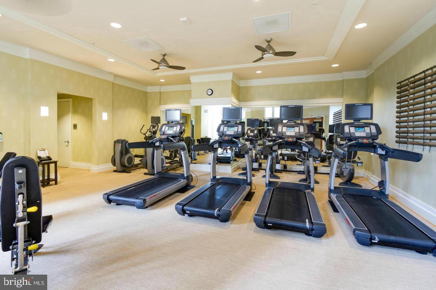 8220 CRESTWOOD HEIGHTS DR #1017