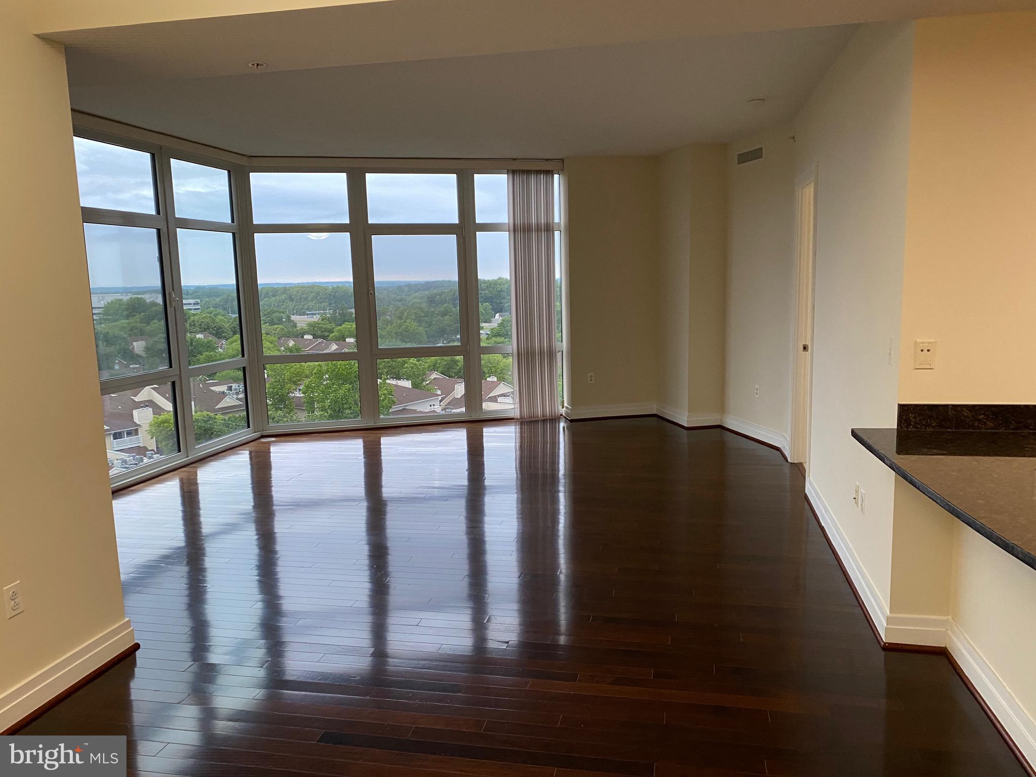 8220 CRESTWOOD HEIGHTS DR #1017