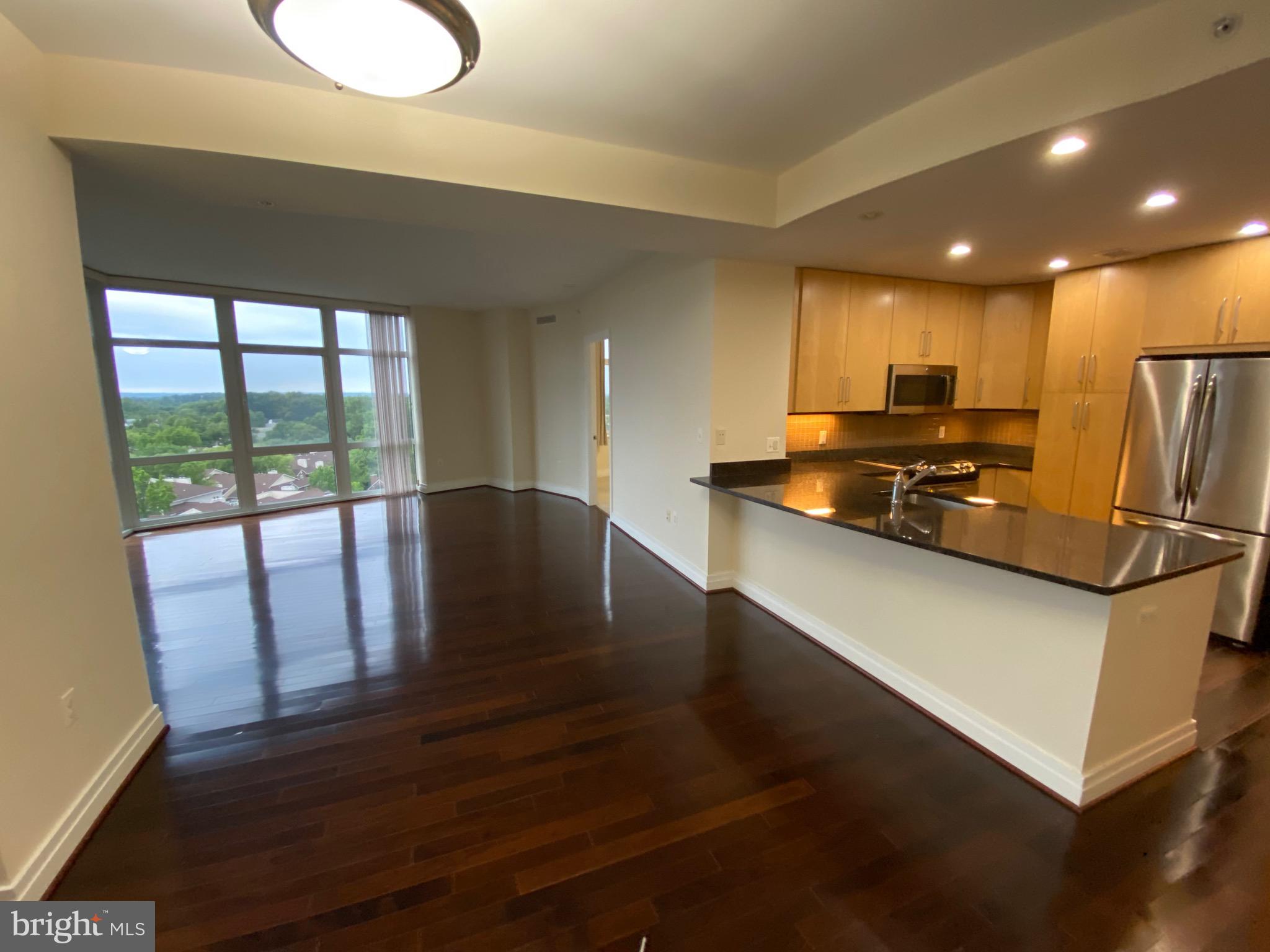 8220 CRESTWOOD HEIGHTS DR #1017