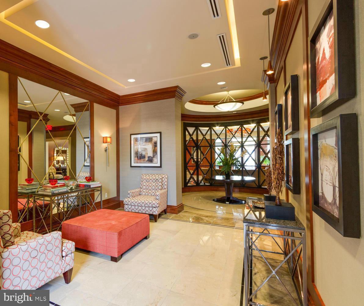 8220 CRESTWOOD HEIGHTS DR #1017