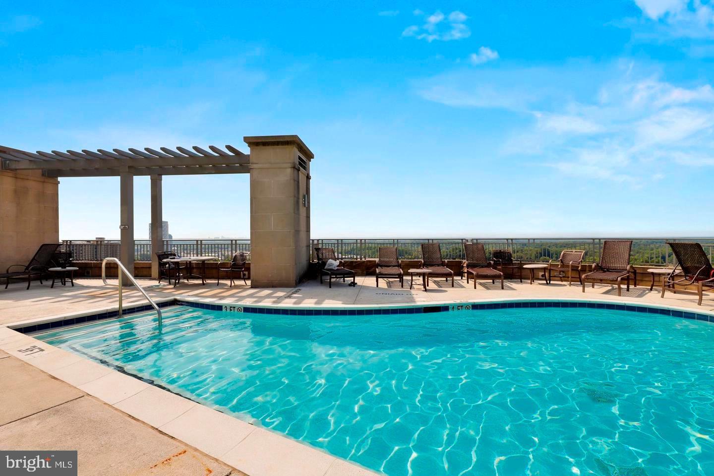 8220 CRESTWOOD HEIGHTS DR #1017