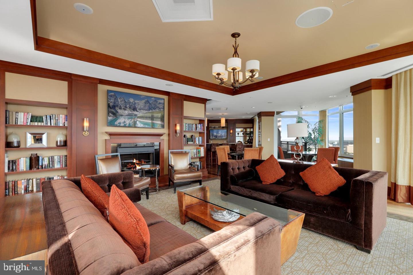 8220 CRESTWOOD HEIGHTS DR #1017