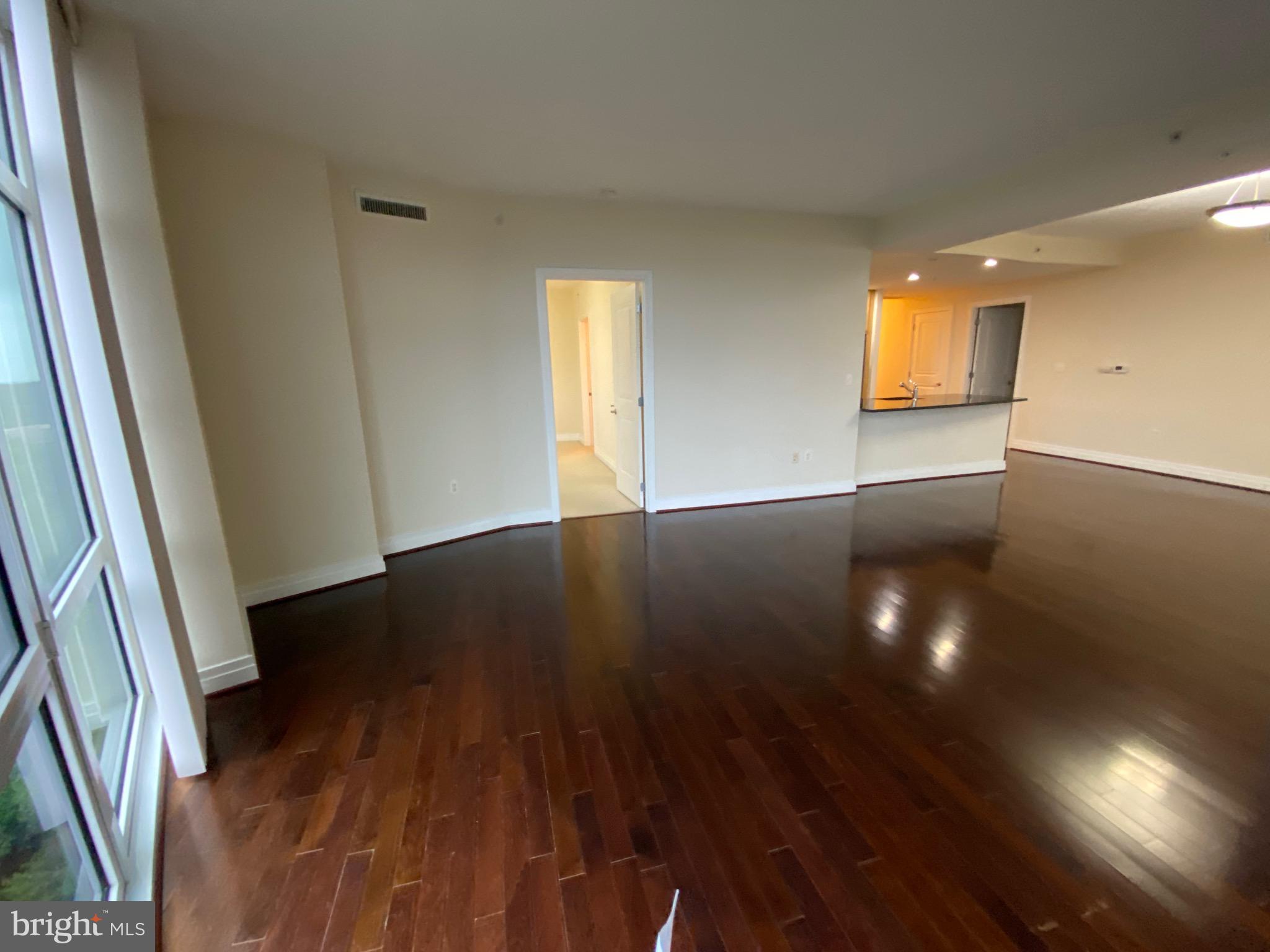 8220 CRESTWOOD HEIGHTS DR #1017