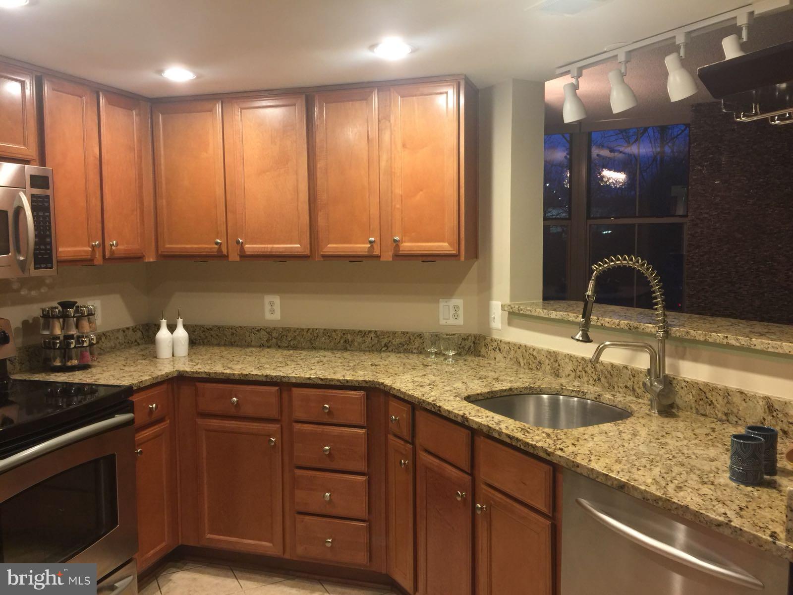 11800 SUNSET HILLS ROAD 314