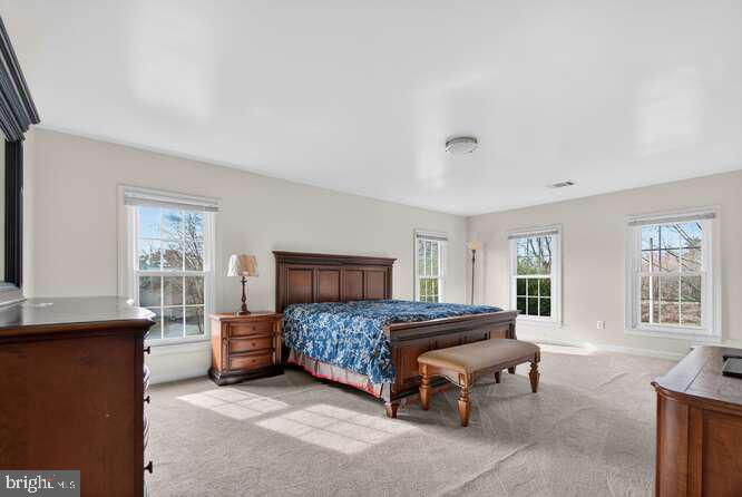 2407 LELLAH COURT
