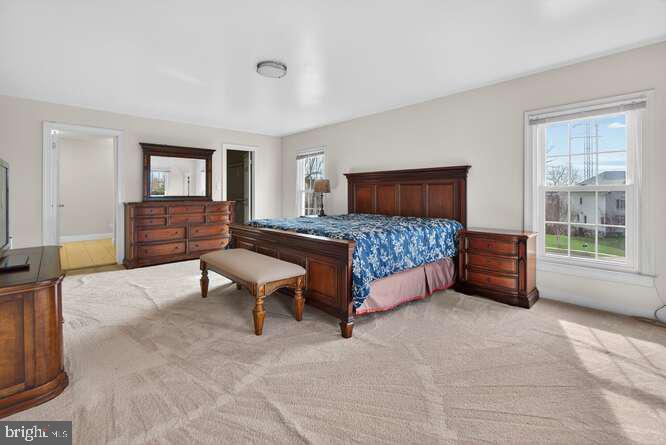 2407 LELLAH COURT