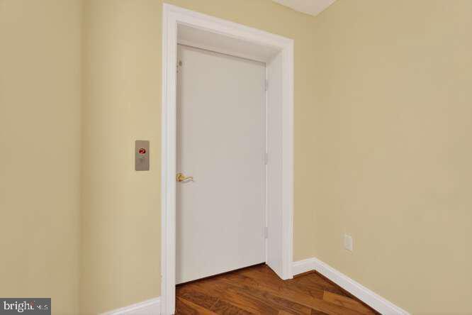 2407 LELLAH COURT