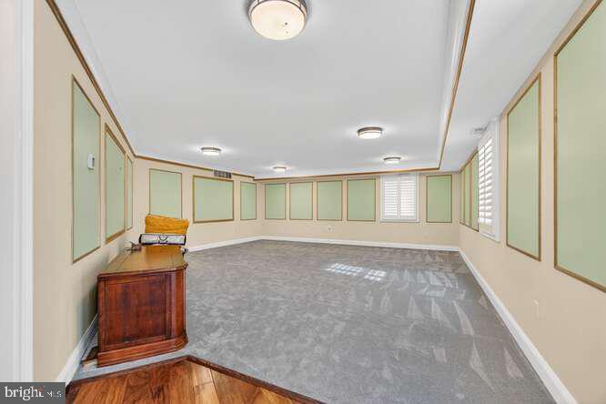 2407 LELLAH COURT
