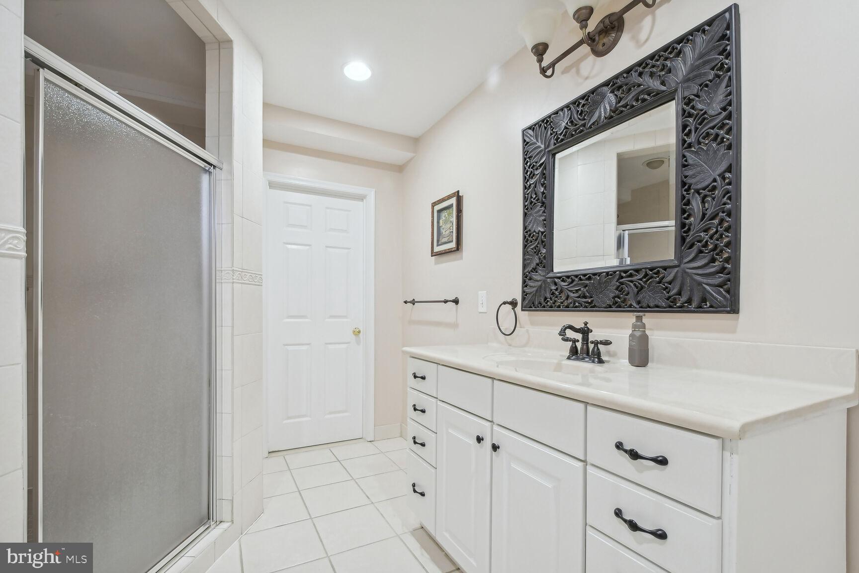 17586 Tobermory Pl