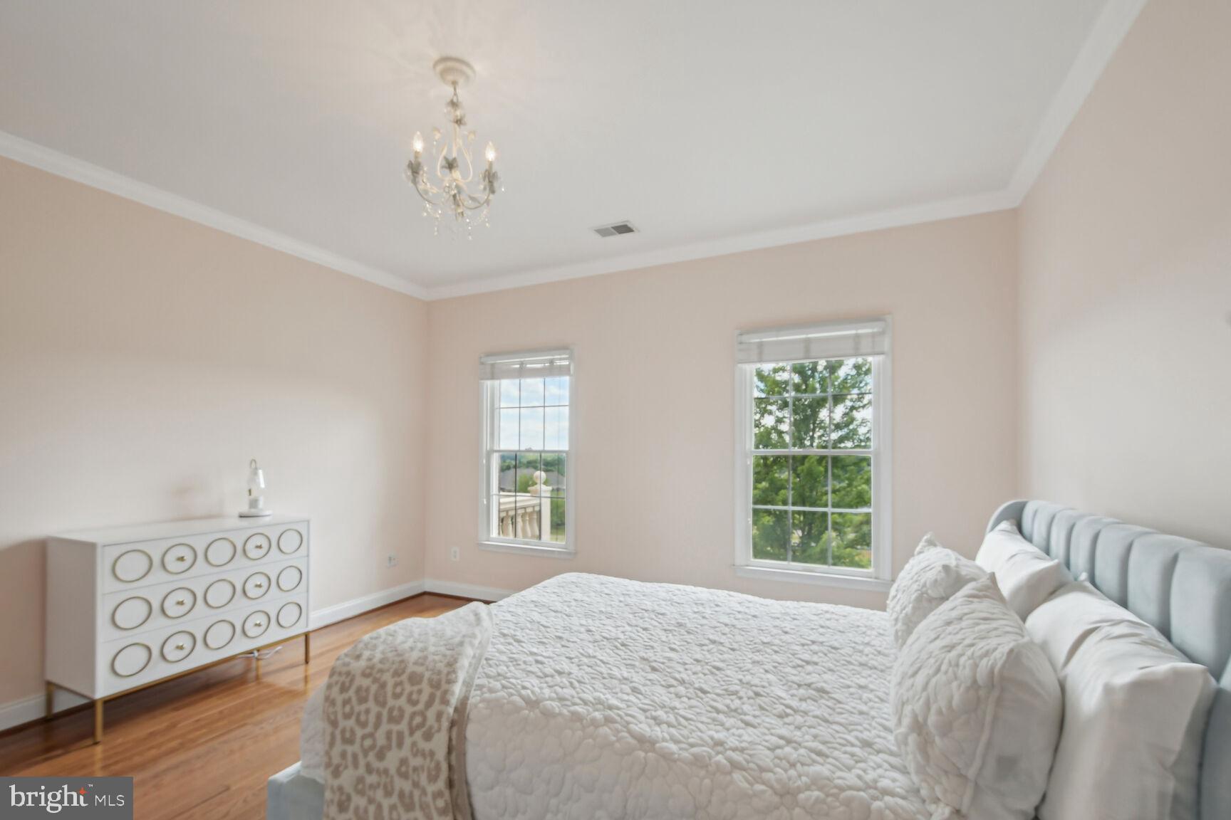 17586 Tobermory Pl