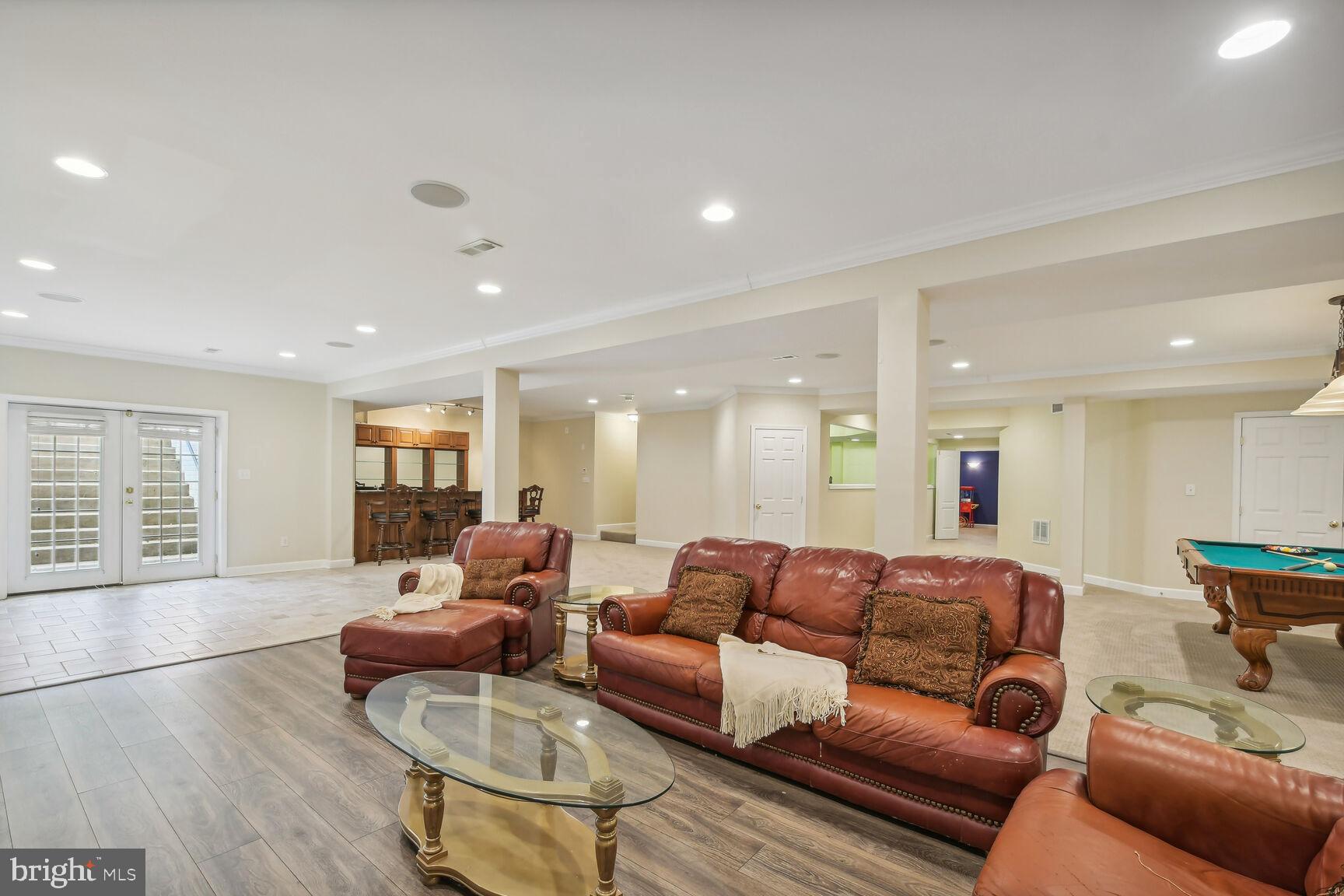 17586 Tobermory Pl
