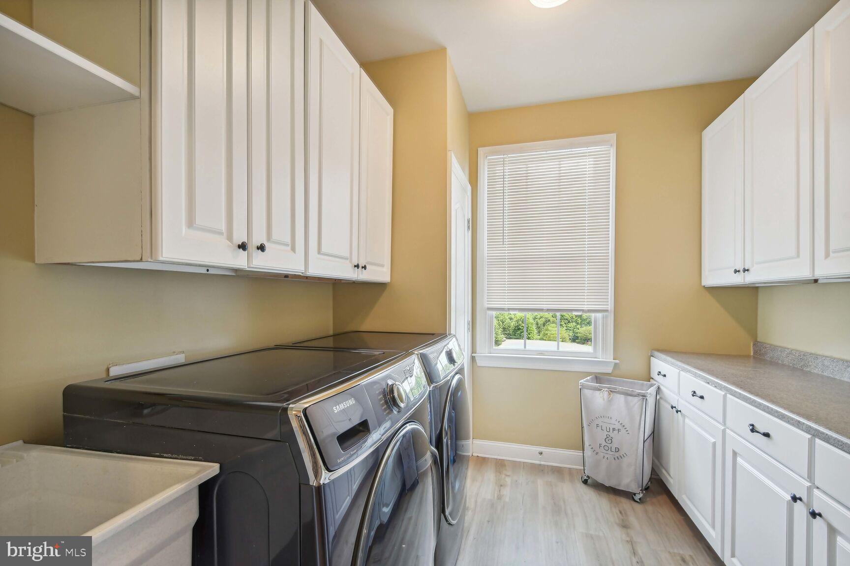 17586 Tobermory Pl
