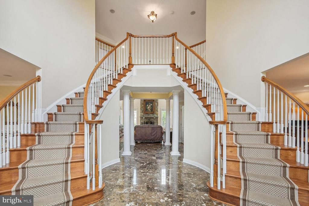 17586 Tobermory Pl