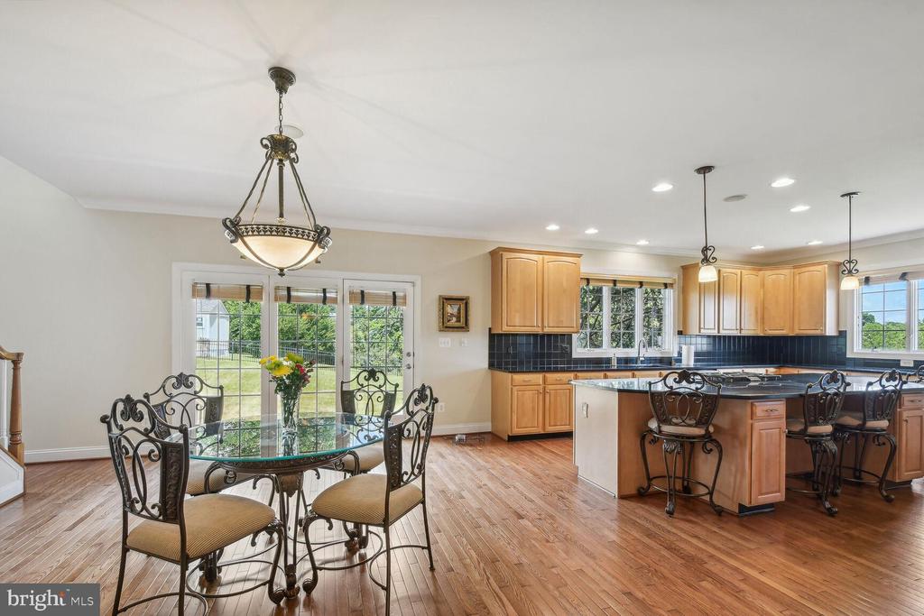 17586 Tobermory Pl