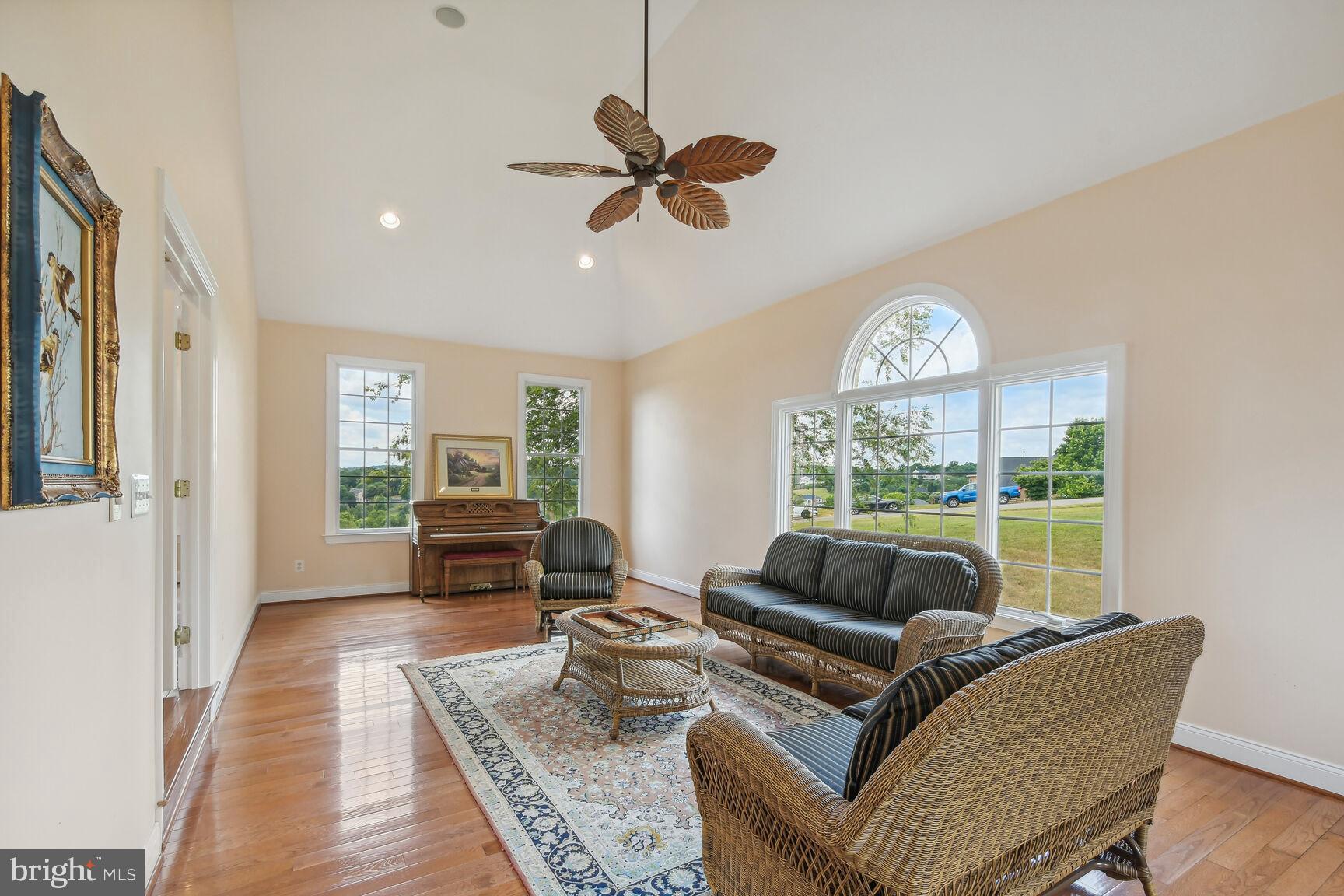 17586 Tobermory Pl