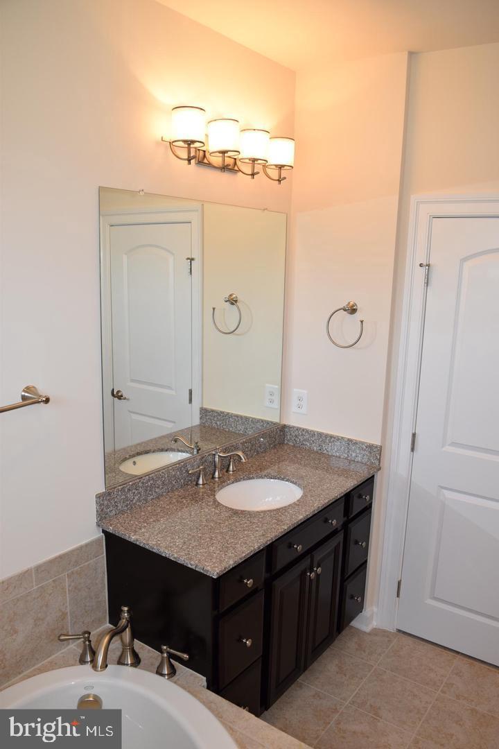 42159 TECUMSEH HILLS DR