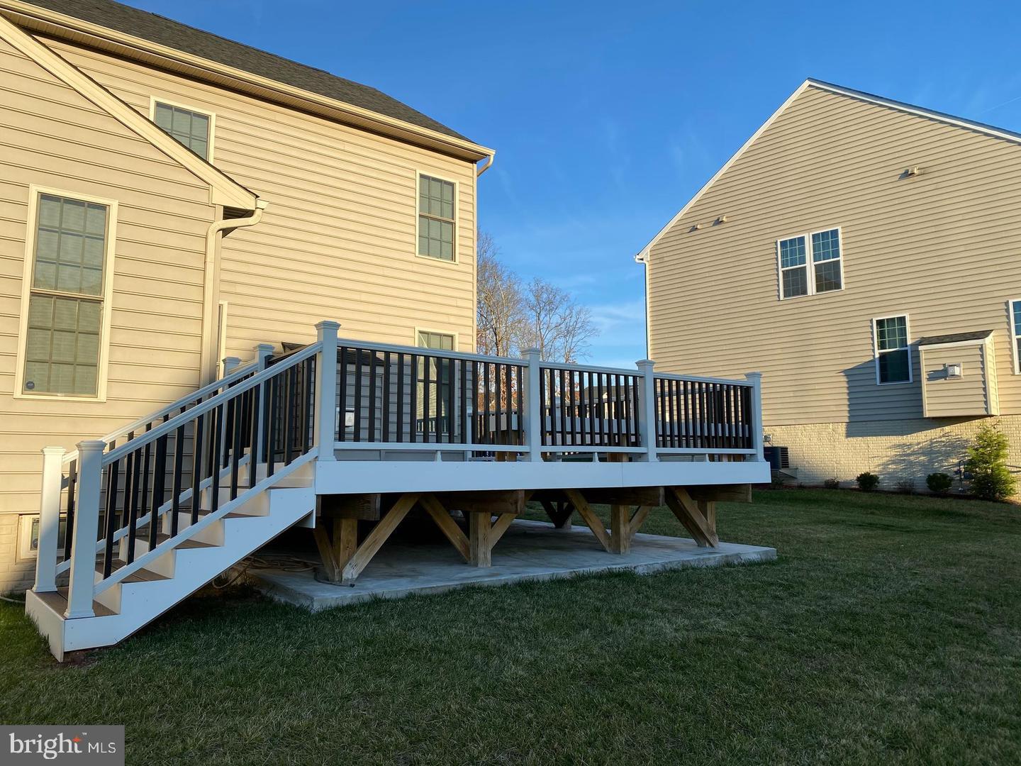 42159 TECUMSEH HILLS DR