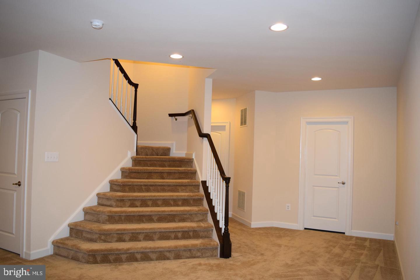 42159 TECUMSEH HILLS DR