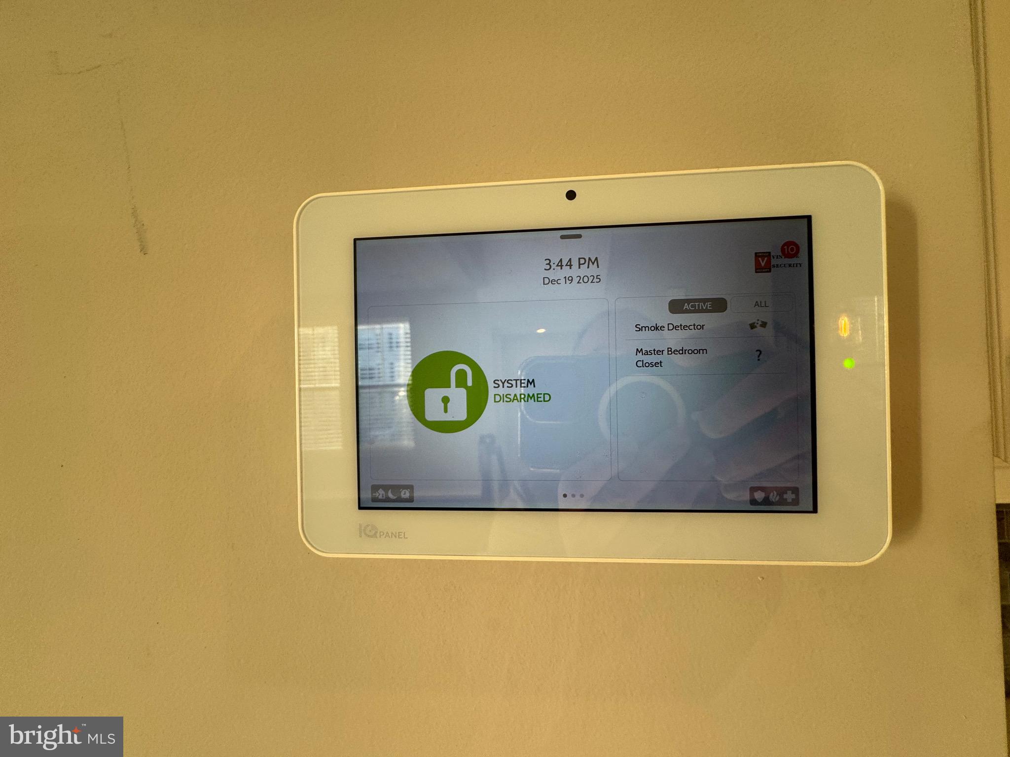 120 TOLOCKA TERRACE NE